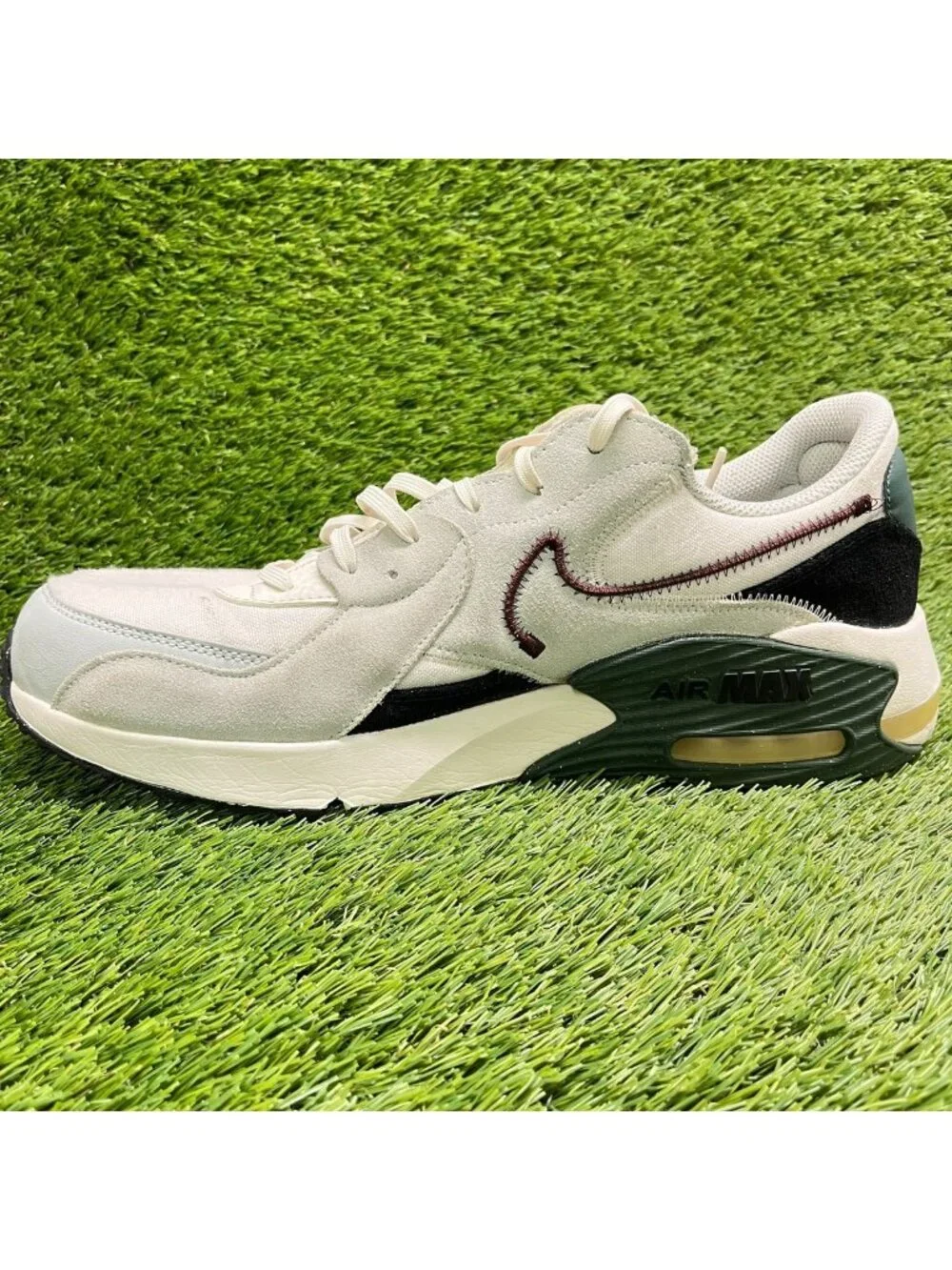 Nike Air Max Excee Mens Size 13 Beige Black Athletic Running Shoes Sneakers